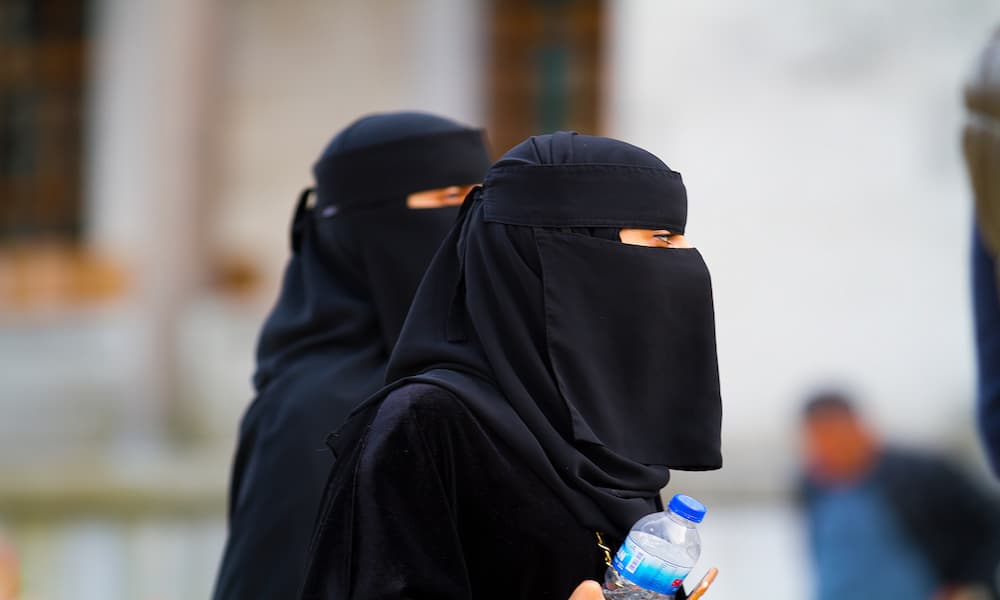 Danimarka Burka ve peçe yasağı