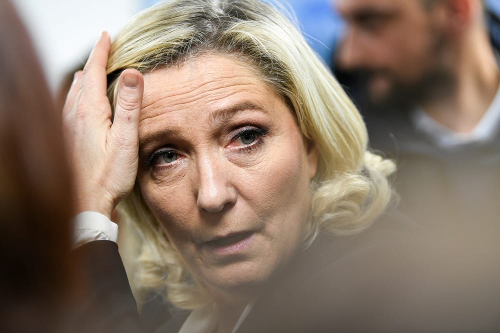 fransa marine le pen rn aşırı sağ seçim 2027 cumhurbaşkanı cumhurbaşkanlığı hukuk temyiz yasak